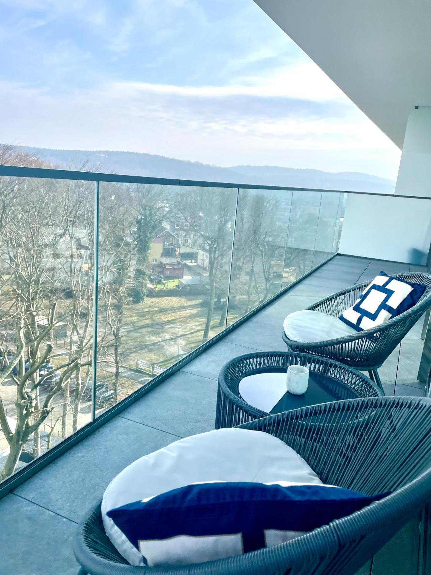 Wave Apartment Tyballtic 7Th Floor With Two Bedrooms And Sea View! Miedzyzdroje Eksteriør billede